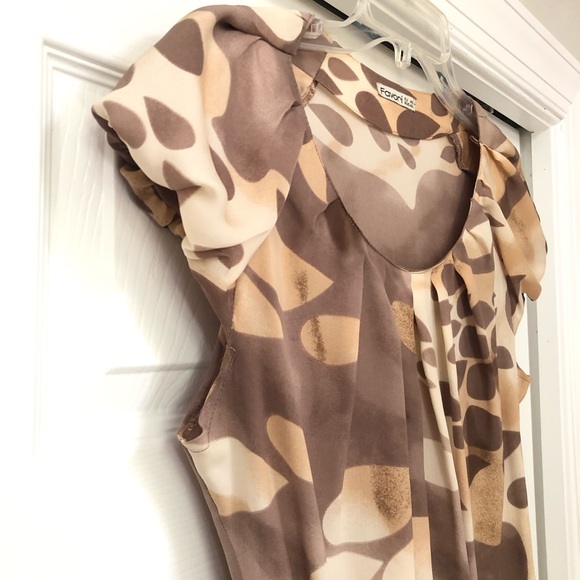 European Designer Favori Silky Belted Dress - Picture 7 of 16